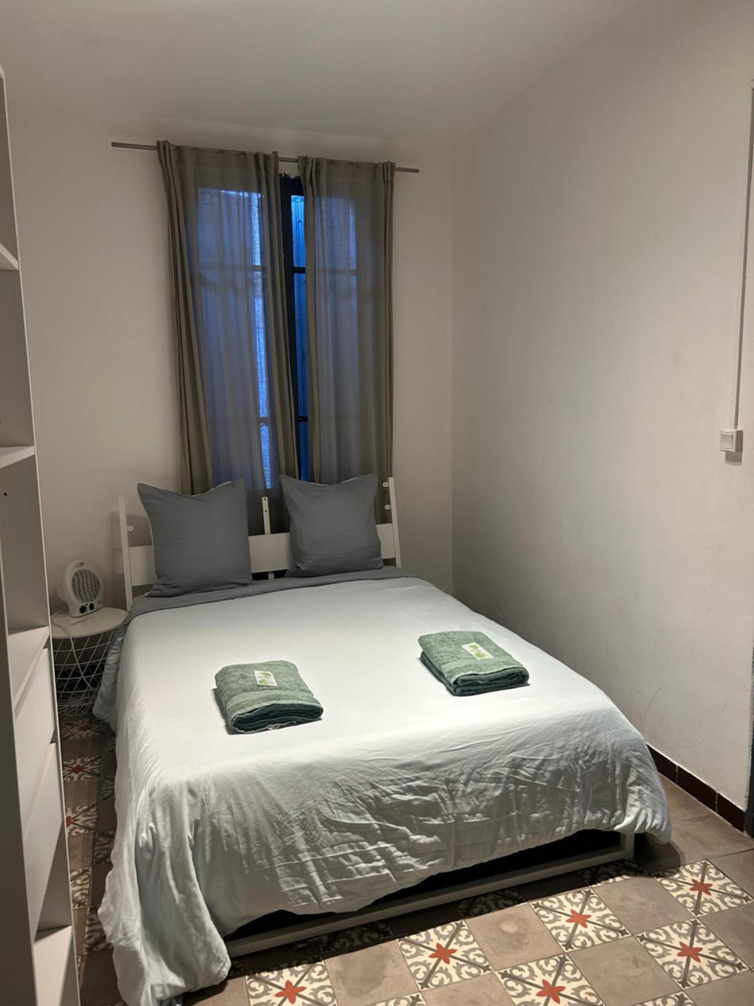 La Petite Provence Apartment อาร์ลส์ ภายนอก รูปภาพ